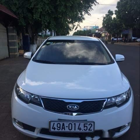 Bán Kia Forte MT năm 2012, màu trắng, xe đẹp0