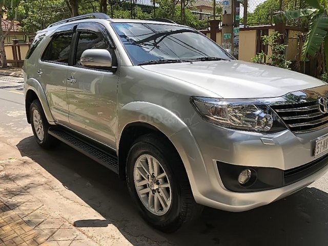 Bán ô tô Toyota Fortuner năm sản xuất 2013, màu xám, nhập khẩu nguyên chiếc 