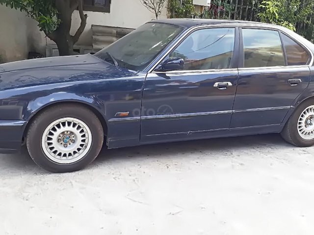 Bán ô tô BMW 5 Series 525i AT sản xuất 1990, màu xanh lam, xe nhập