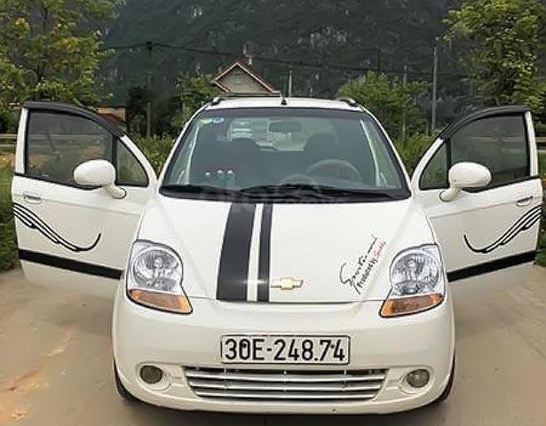 Cần bán gấp Chevrolet Spark năm 2009, màu trắng giá cạnh tranh