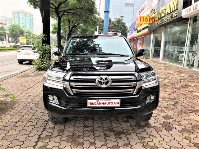 Bán xe Toyota Land Cruiser VX 4.6 V8 AT năm sản xuất 2017, màu đen, xe nhập0