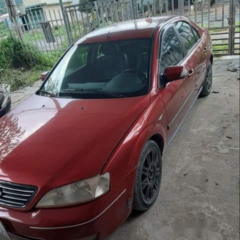 Cần bán Ford Mondeo AT đời 2004, màu đỏ, xe đẹp khỏe0