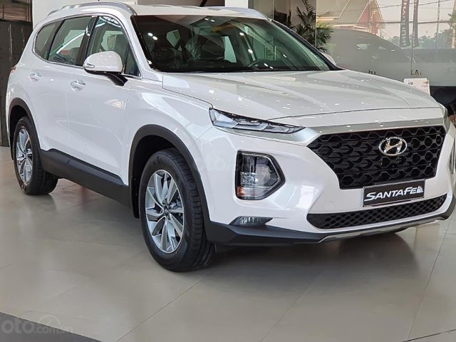 Bán Hyundai Santa Fe 2.2L HTRAC sản xuất năm 2019, màu trắng0