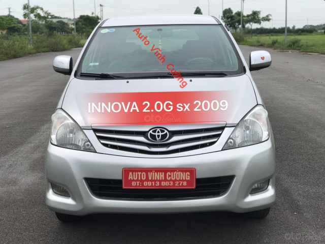 Bán ô tô Toyota Innova 2.0G năm sản xuất 2009, màu bạc0