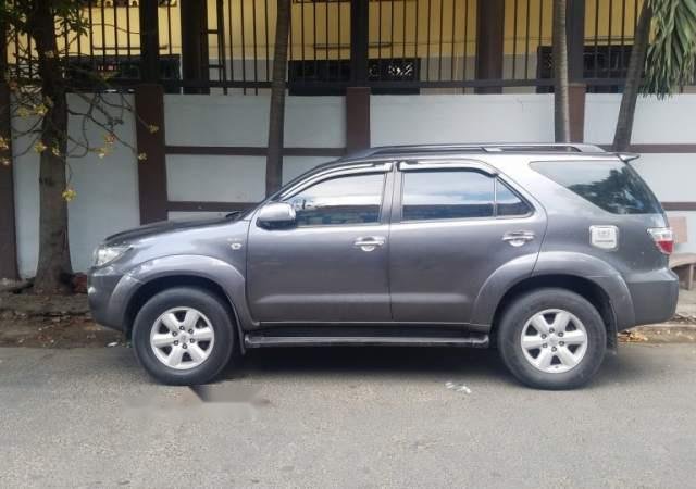 Bán xe Toyota Fortuner 2010 giá cạnh tranh0