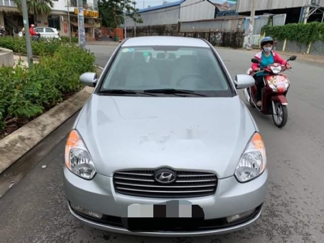 Cần bán Hyundai Azera MT 2008, màu bạc, xe đẹp