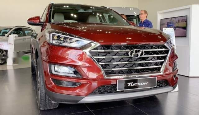 Bán Hyundai Tucson 2019 - Xe giao ngay - Trả trước 229 triệu0