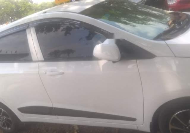 Bán Hyundai Grand i10 2014, màu trắng, xe nhập 0