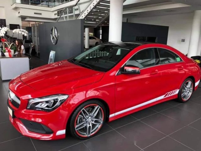 Bán xe Mercedes CLA250 2019, màu đỏ, xe nhập0