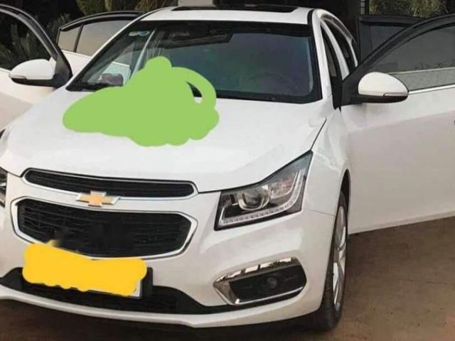 Bán xe cũ Chevrolet Trailblazer đời 2017, màu trắng0