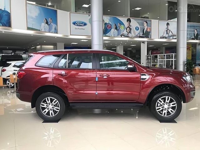 Cần bán xe Ford Everest Trend 2.0L 4x2 AT sản xuất 2019, màu đỏ, nhập khẩu Thái Lan