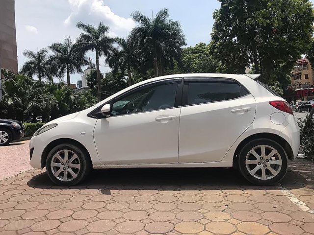 Bán Mazda 2 sản xuất 2011, xe đẹp không có một lỗi gì