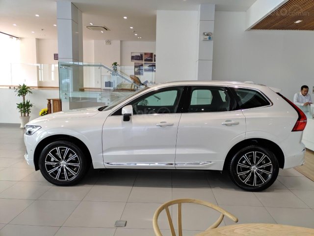 Bán xe Volvo XC60 nhập khẩu chính hãng, full option
