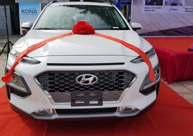 Cần bán xe Hyundai Kona đời 2019, màu trắng giá cạnh tranh