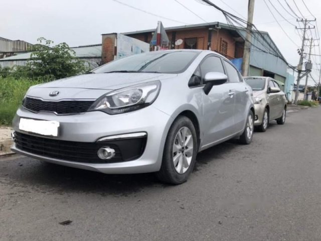 Bán Kia Rio sản xuất 2015, màu bạc, nhập khẩu Hàn Quốc