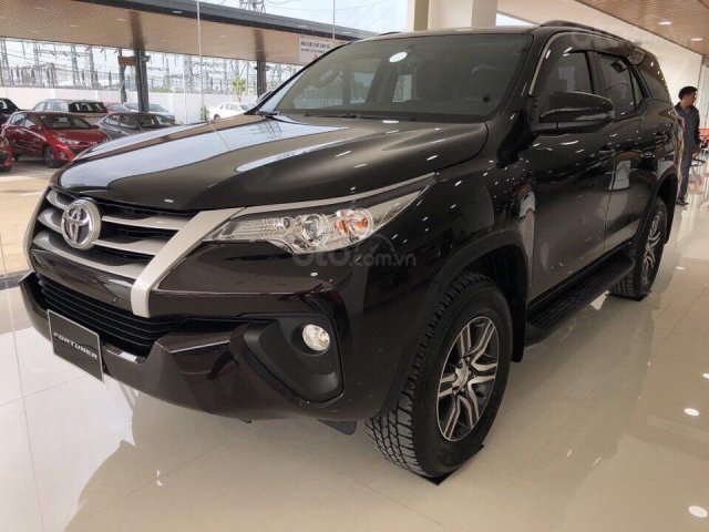 Bán Toyota Fortuner 2.4G MT 2019, khuyến mãi cực tốt