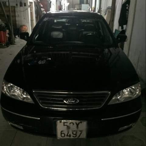 Bán Ford Mondeo năm sản xuất 2004, màu đen, giá 170tr0