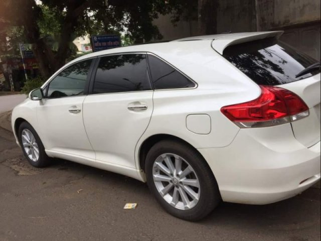 Cần bán gấp Toyota Venza đời 2009, màu trắng, nhập khẩu nguyên chiếc 0