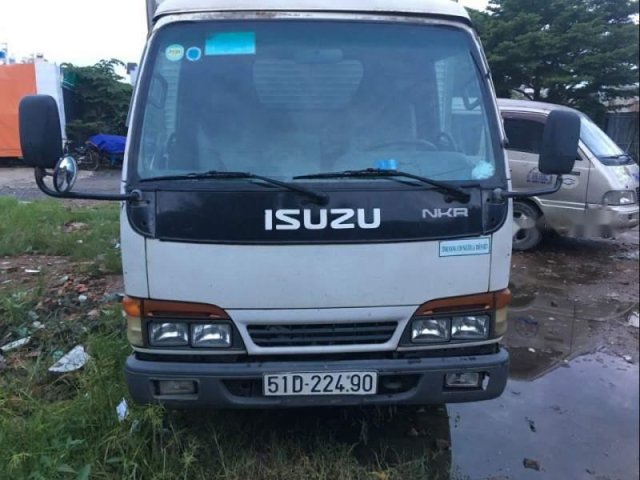 Bán Isuzu QKR năm sản xuất 2000, màu trắng, giá tốt