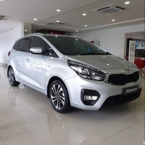 Bán xe Kia Rondo đời 2019, màu trắng, 609 triệu