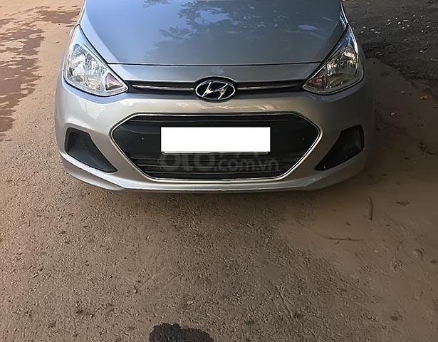 Bán Hyundai Grand i10 1.2 MT Base năm 2016, màu bạc, đăng ký tháng 3 năm 2017