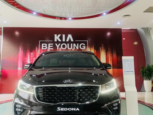 Bán Kia Sedona giá tốt nhất Sài Gòn 