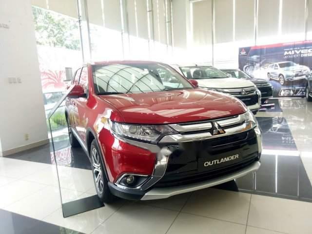 Cần bán Mitsubishi Outlander năm 2019, màu đỏ, giá chỉ 823 triệu0