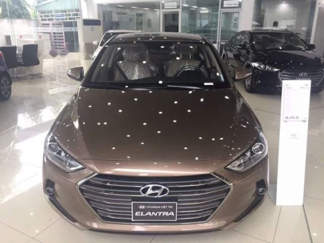 Bán Hyundai Elantra đời 2019 giá cạnh tranh