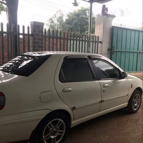 Xe Fiat Siena đời 2003, màu trắng, nhập khẩu nguyên chiếc, giá tốt