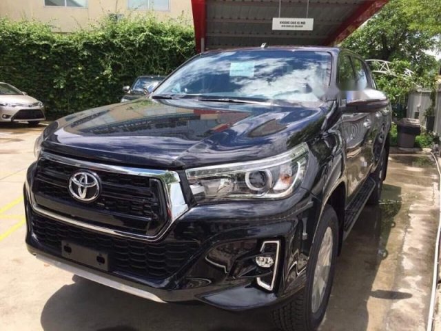 Cần bán Toyota Hilux đời 2019, 3 phiên bản