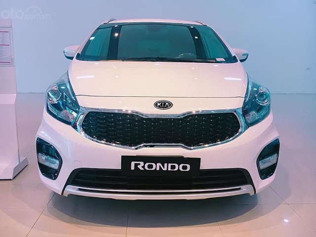 Bán Kia Rondo Deluxe đời 2019, màu trắng, 669 triệu0