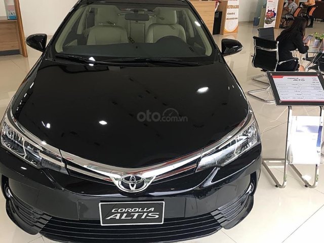 Bán xe Toyota Corolla altis 1.8G AT năm sản xuất 2019, màu đen, 761tr0