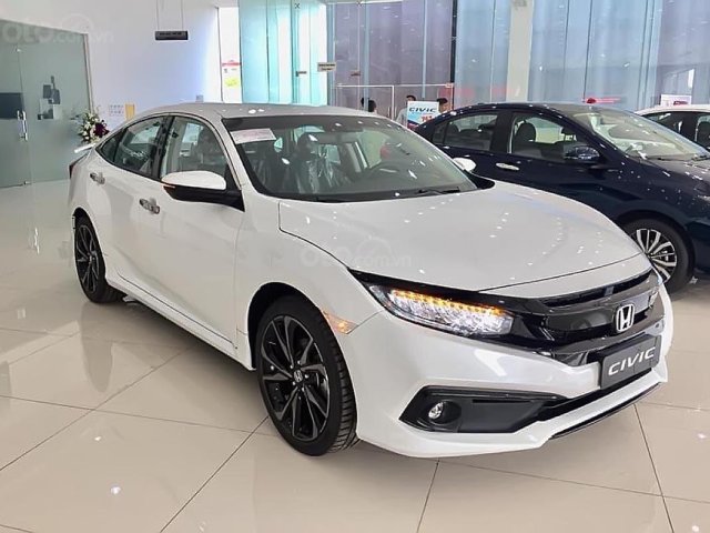 Bán Honda Civic G 2019, màu trắng, nhập khẩu