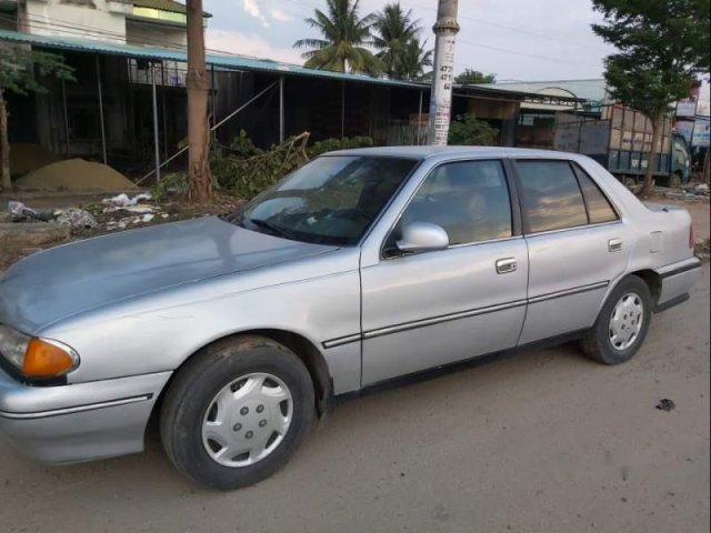 Bán Hyundai Sonata 1991, màu bạc