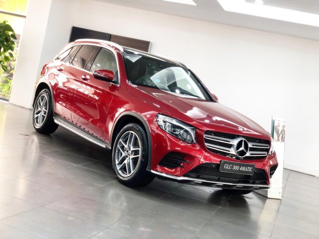 Giá xe Mercedes GLC300 2019 tốt nhất - Đủ màu giao ngay