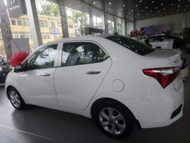 Bán Hyundai Grand i10 năm sản xuất 2019, màu đỏ0