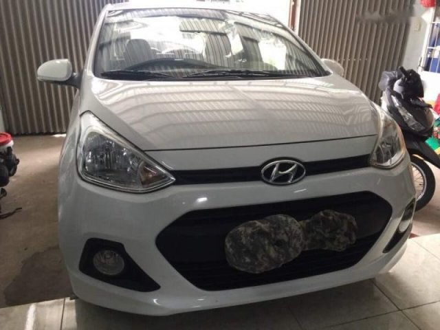 Bán Hyundai Grand i10 đời 2015, màu trắng, nhập khẩu số sàn, 263tr0