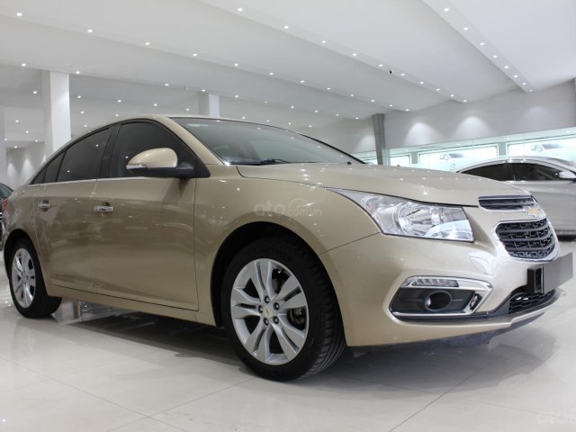 Cần bán Chevrolet Cruze Station wagon 1.7 LTZ năm 2016, màu vàng, 470tr0