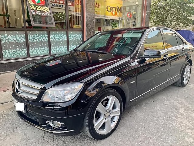 Bán Mercedes C300 năm sản xuất 2009, màu đen, 528tr