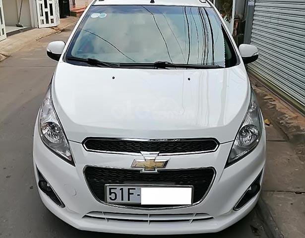 Bán xe Chevrolet Spark LTZ 2014, màu trắng số tự động, giá 237tr