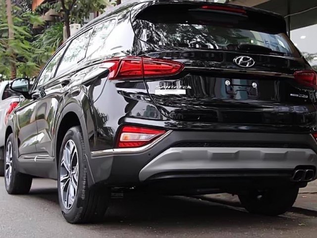 Bán xe Hyundai Santa Fe 2.2L HTRAC 2019, màu đen