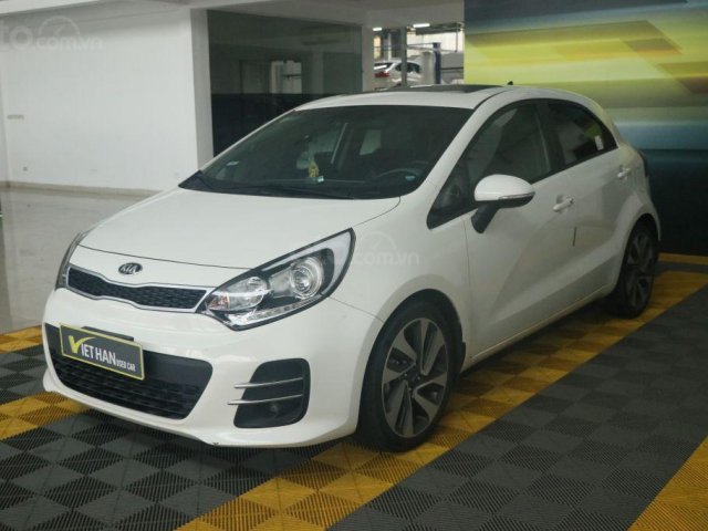 Bán xe Kia Rio hatback 1.4AT đời 2015, màu trắng, nhập khẩu, giá chỉ 488 triệu