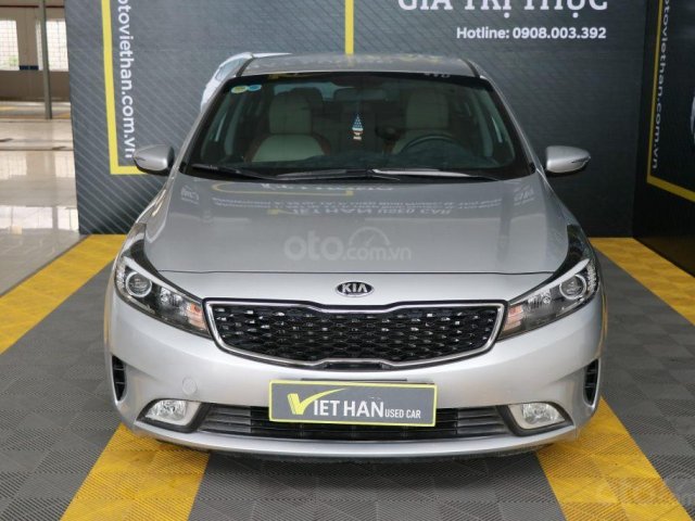 Bán ô tô Kia Cerato 1.6MT 2018, màu bạc0