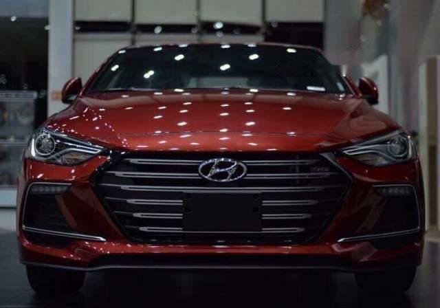 Bán Hyundai Elantra đời 2019, màu đỏ, xe nhập, giá tốt0