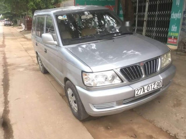 Bán ô tô Mitsubishi Jolie sản xuất 2004, màu bạc, xe rất đẹp0