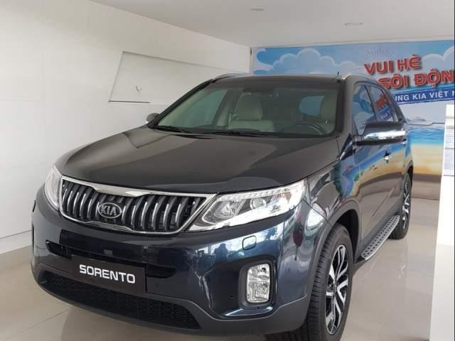 Bán Kia Sorento sản xuất năm 2019, màu đen, nhập khẩu 