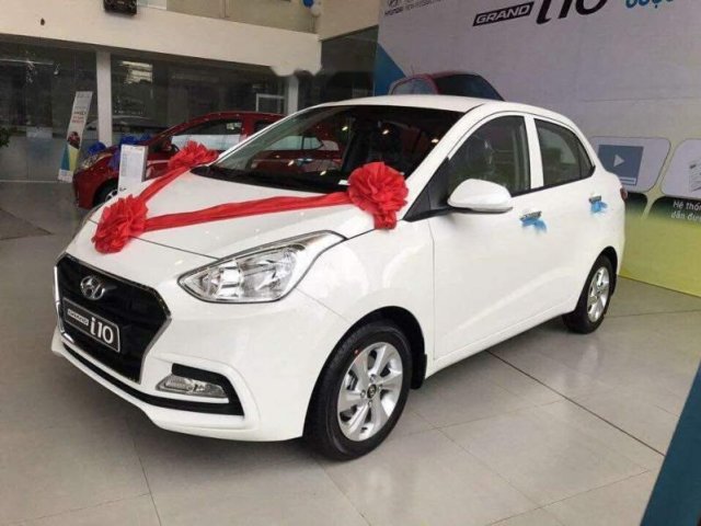 Cần bán xe Hyundai Grand i10 đời 2019, màu trắng, xe có sẵn sẽ giao xe trong ngày làm việc0