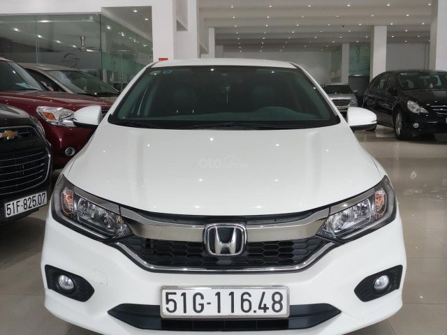 Bán xe Honda City năm sản xuất 2017, màu trắng, biển số SG0