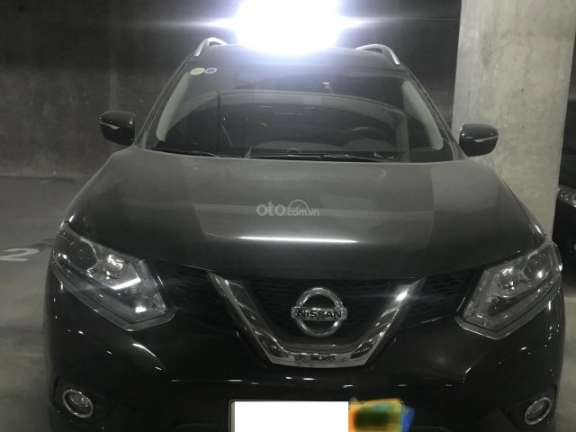 Chính chủ bán xe Nissan Xtrail 7 chỗ - xe gia đình còn mới 95%0