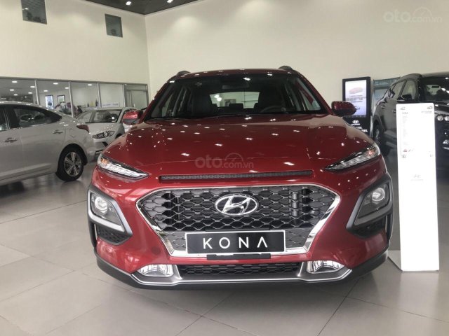 Hỗ trợ mua mua xe trả góp lãi suất thấp chiếc xe Hyundai Kona 2.0AT, sản xuất 2019, màu đỏ